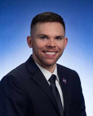 Dr Adam Travis
