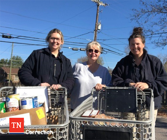 District 41 Probation/Parole Officers Give Back