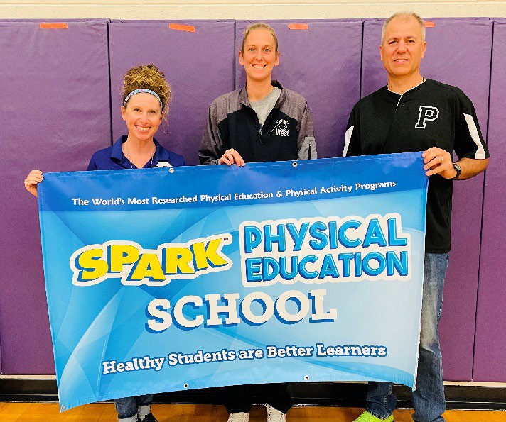 PhysicalEducation_PeopleInGym_img2