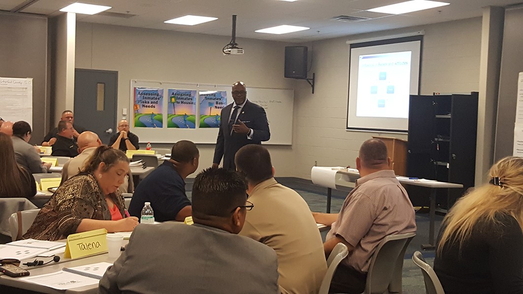 20170925_100502s inmate behavior management course