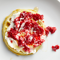 Waffle with Cream Cheese and Smashed Berries